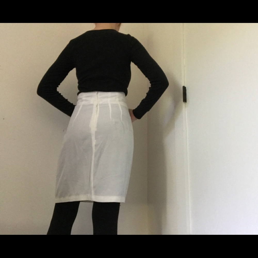 Vintage White Skirt - Picture 5 of 13